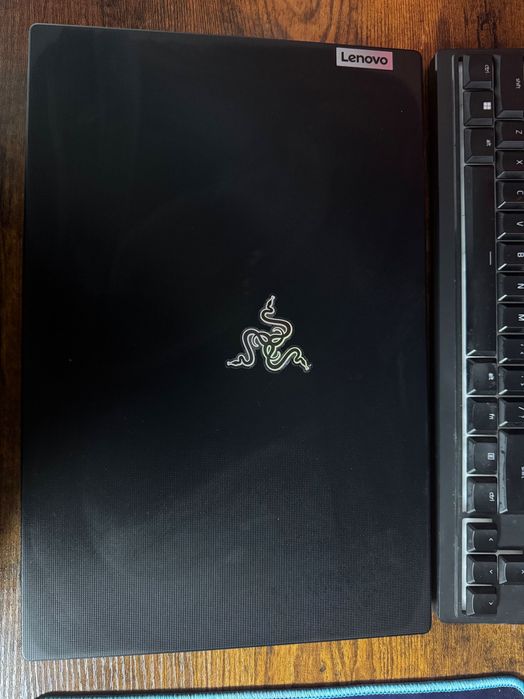 Vand Laptop Lenovo AMD Ryzen 7 5825U