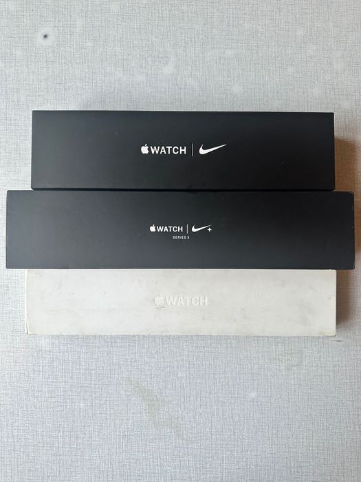 Продам свои Apple Watch 1 , 3 NIKE plus