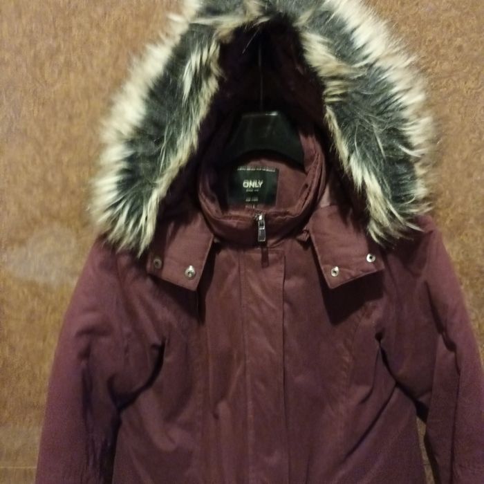 Дамско спортно зимно палто " ONLI"