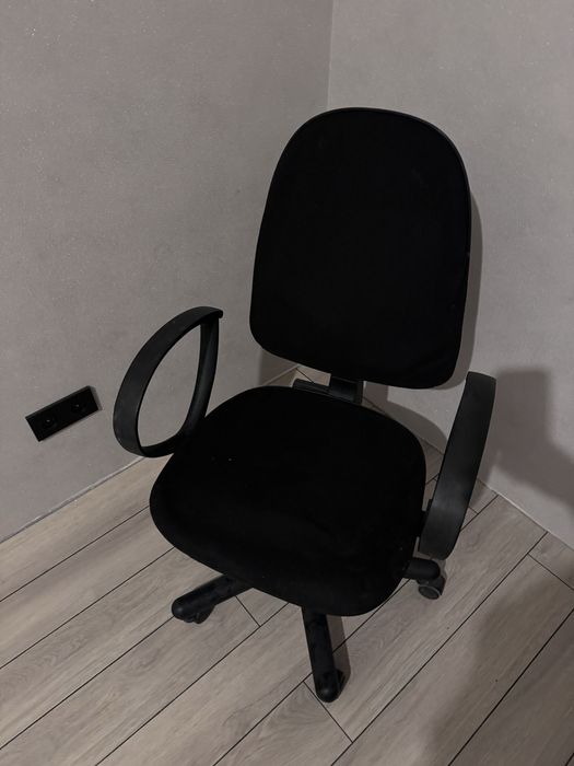 Офисный стул компьютерный kreslo Ofisniy