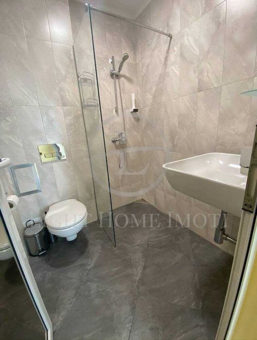 Продава се Двустаен апартамент в Пловдив, Христо Смирненски - 76 кв.м за 1566 €/кв.м - Снимка #9