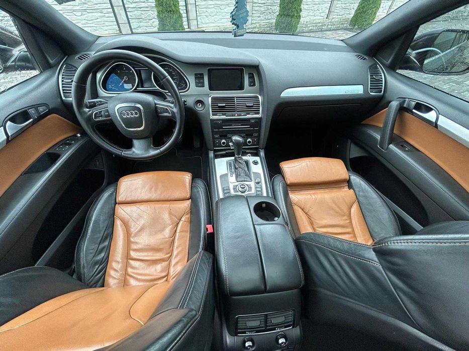 Audi Q7 S-Line Quattro  3.0 TDI  an 2011