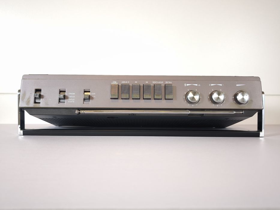 Radiocasetofon Grundig - Restaurat