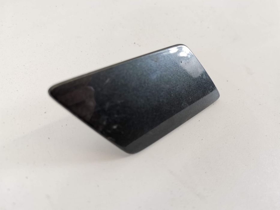 Ауди СКю5 / Audi SQ5 [ - ] Оригинален капак за мивка на фар от дясната