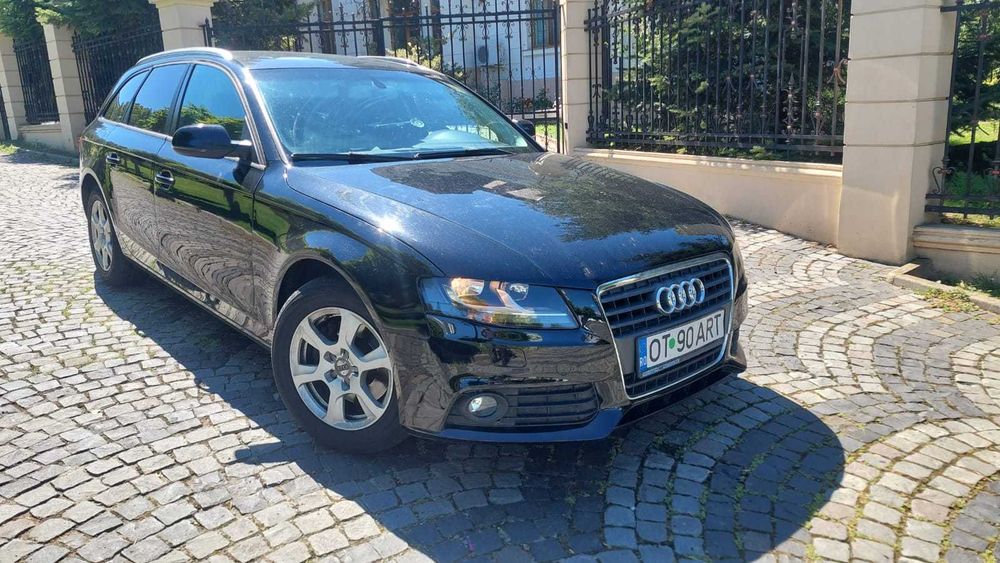 Vand Audi A4 B8 2010