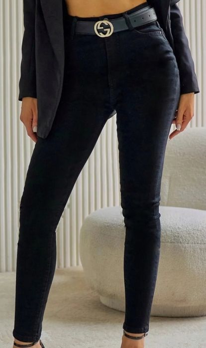 Продам заужанные джинсы скинни с высокой посадкой 50-52 размера