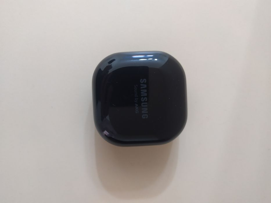 Продам наушники Самсунг