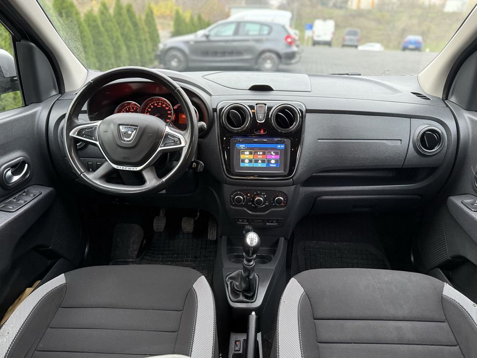 Dacia Lodgy Stepway 1.5dci 115cp E6 08/2020 192.000 km 7 locuri