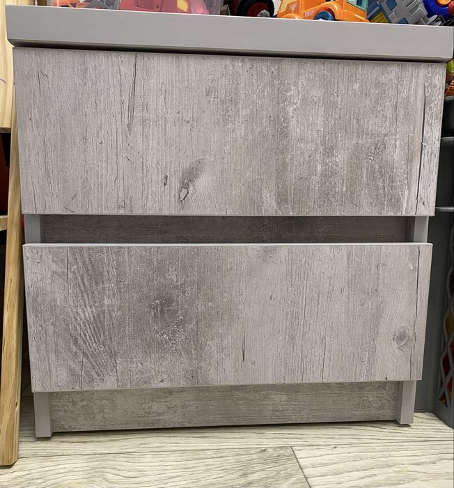 Продам тумбы прикроватные (2шт)