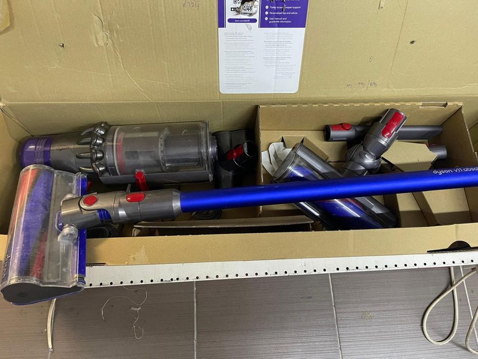 Aspirator vertical DYSON V11 Absolute -T-