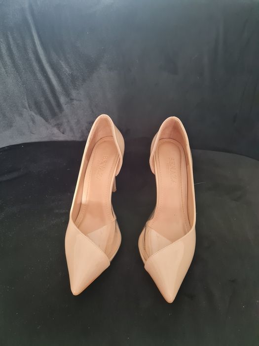 Pantofi crem 39 eleganti