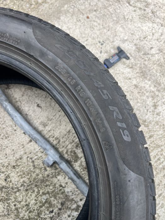 Cauciucuri m+s 255/45/19 Pirelli