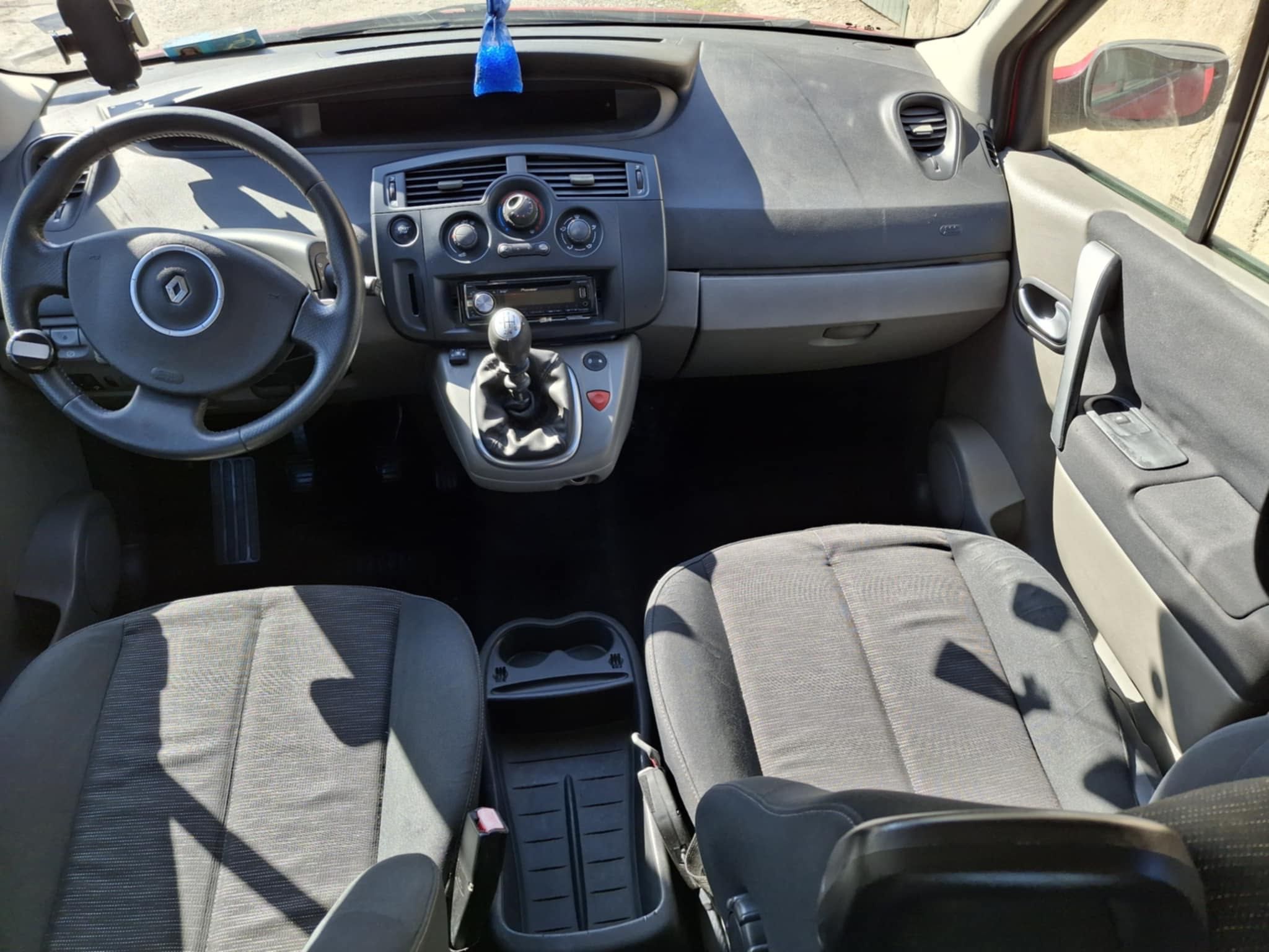 Продава се Renault Scenic 1.6 бензин/газ – 2007 г.