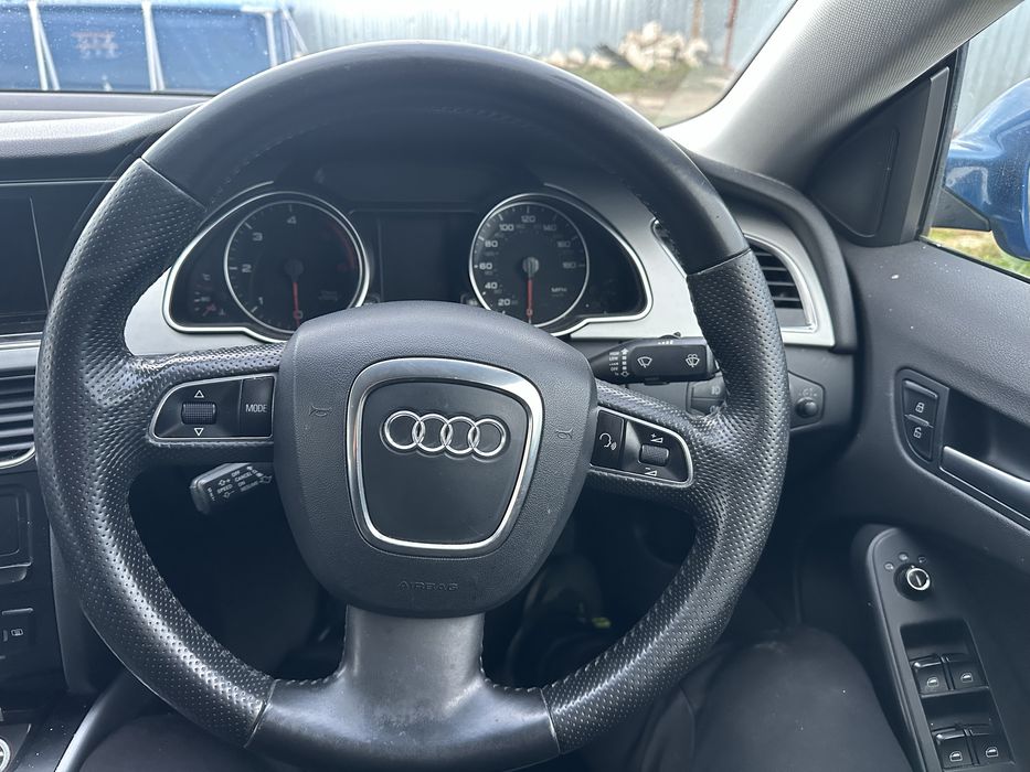Dezmembrari Audi A 5 2011