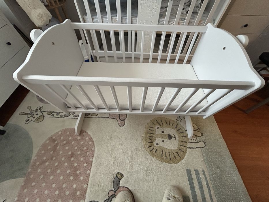 Продавам легло и матрак