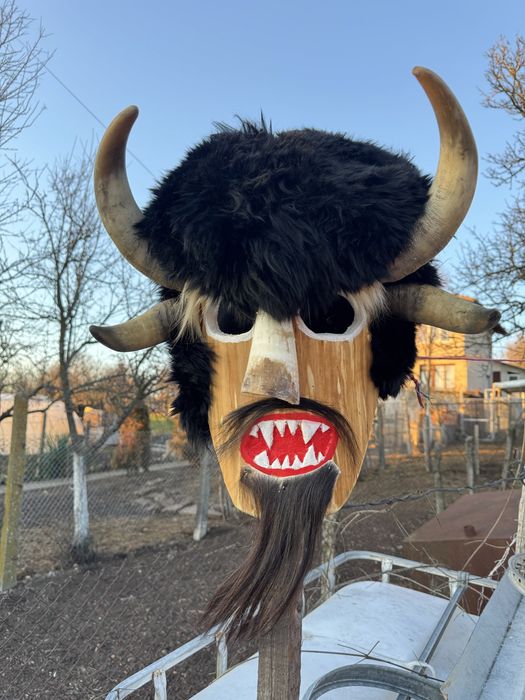 Кукерска/сурвакарска маска