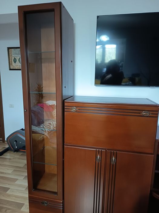Mobila vintage din lemn