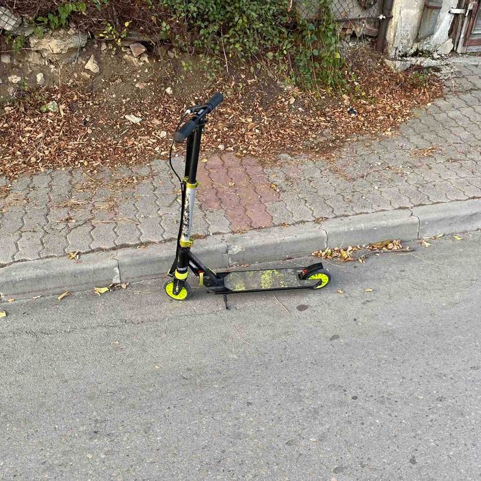 Детска Тротинетка MID 5,Зелено-Черна