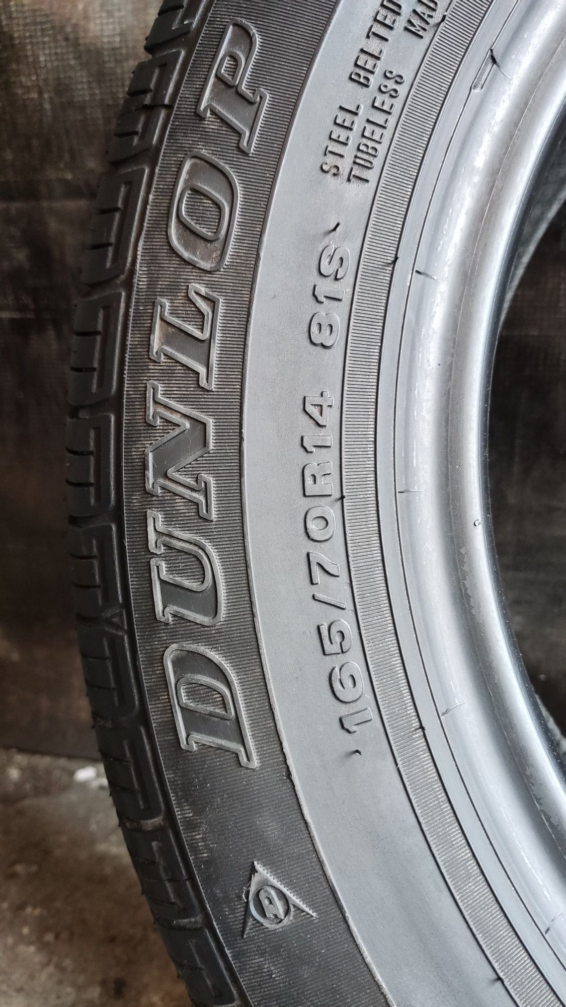 1бр лятна гума 165/70/14 Dunlop, нова от резервна
7.38mm грайфер
Гумат