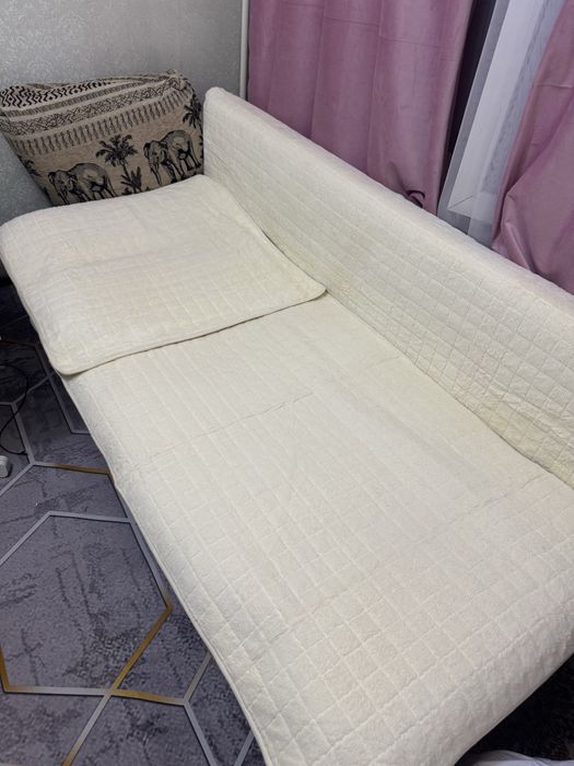 Диван раскладной, в подарок дивандек новый