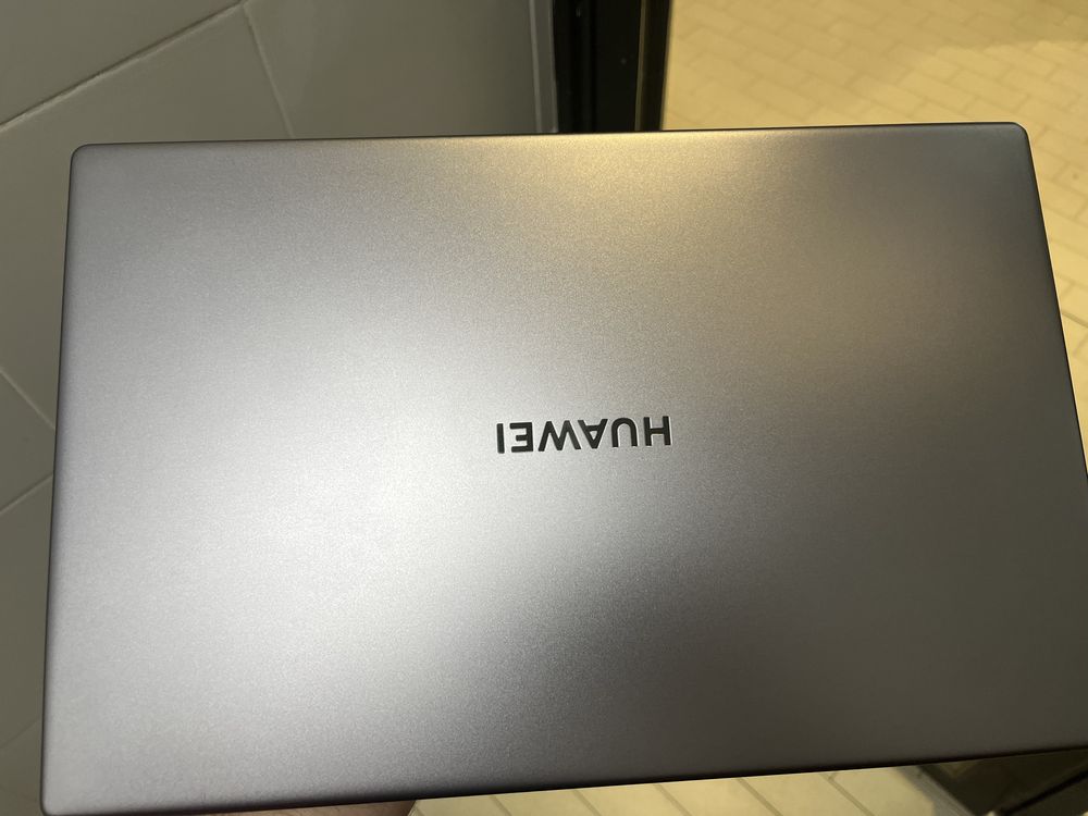 Ноутбук Huawei