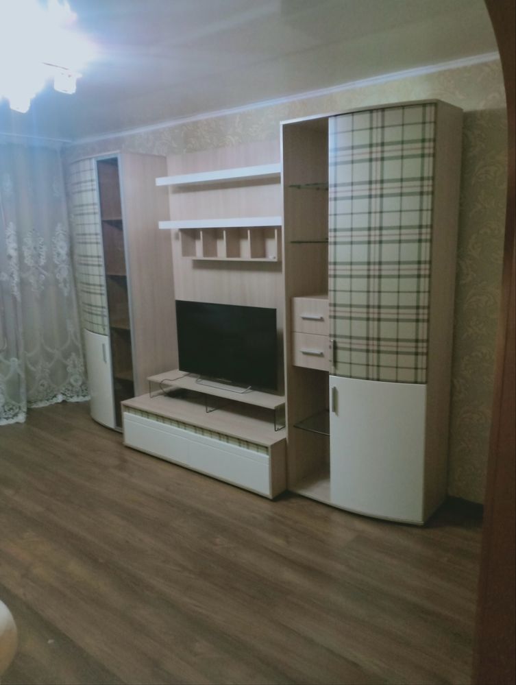 Продам стенку состояние отличное