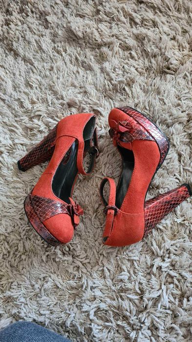 Pantofi piele întoarsă