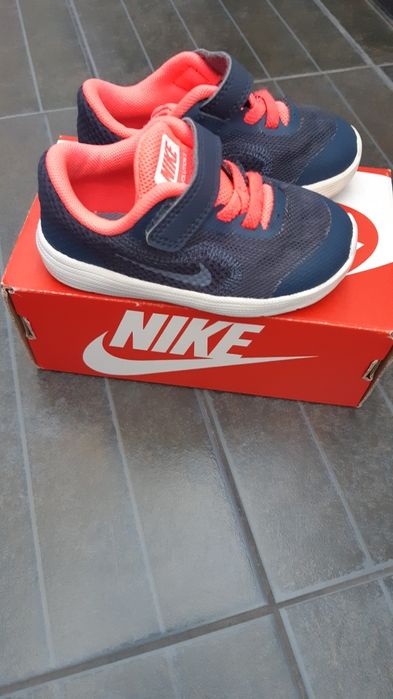 Детски маратонки NIKE