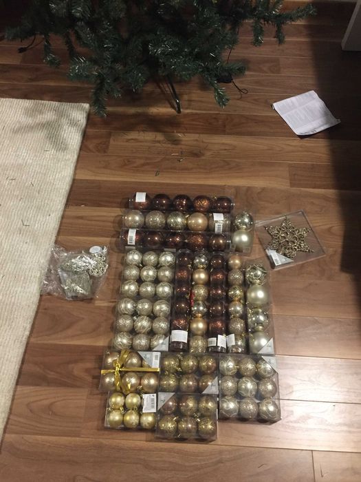 Brad artificial 220cm cu decoratiuni