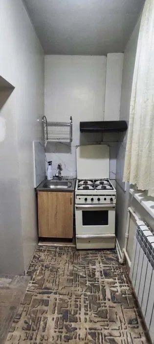 Срочно 2 xonali квартира сотилади