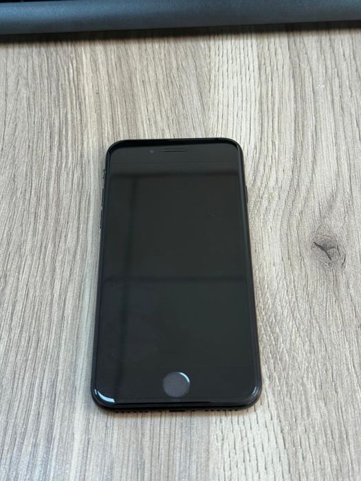 Iphone se 2020 модель