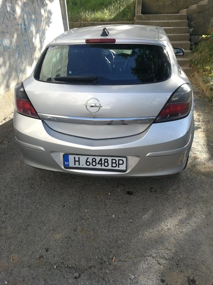 Opel Astra 1.9 , 150hp GTC  2005