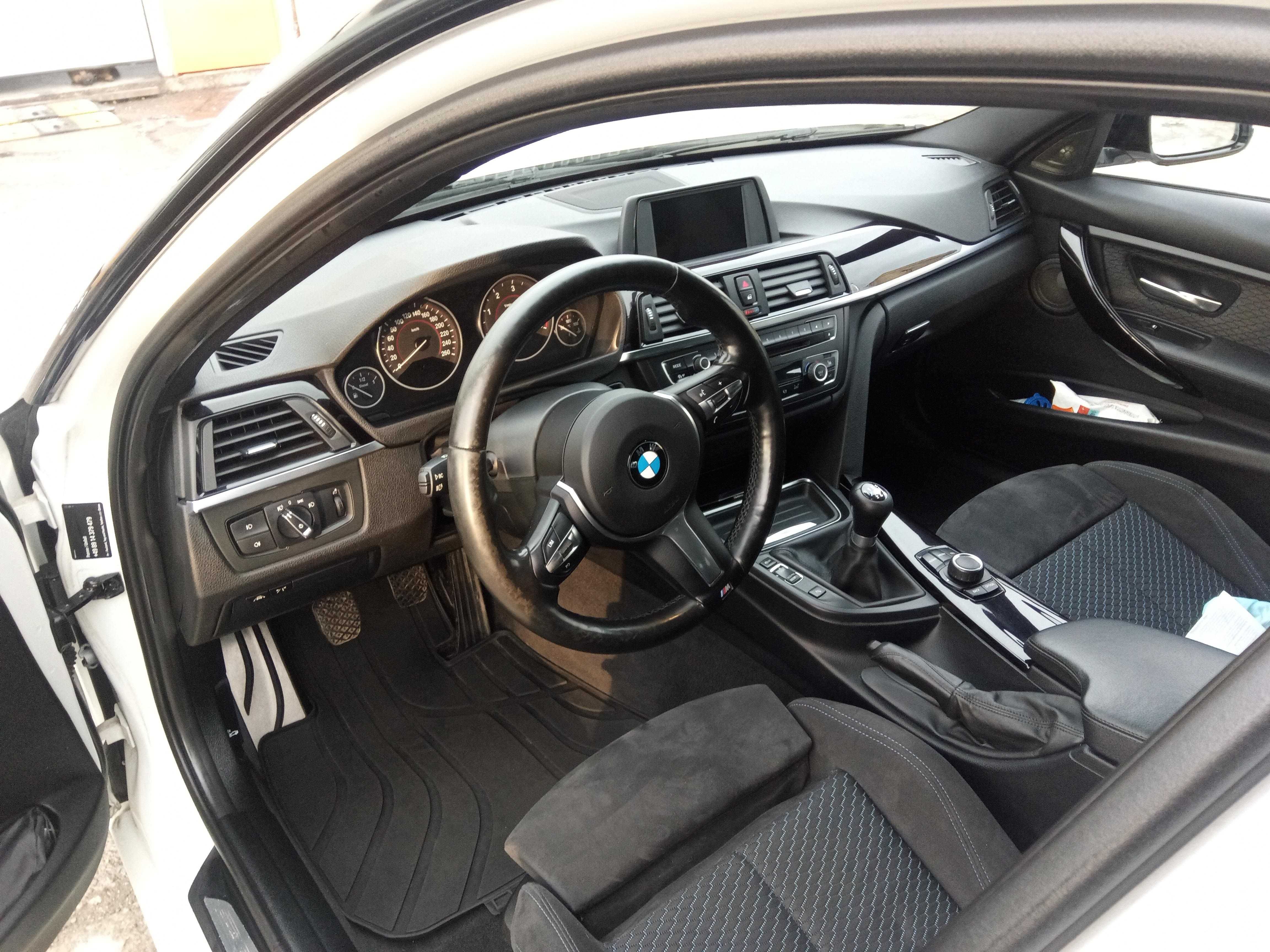 BMW F31  320 d,an 2015,218 cp