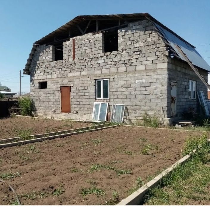 Продам дом двухуровневый