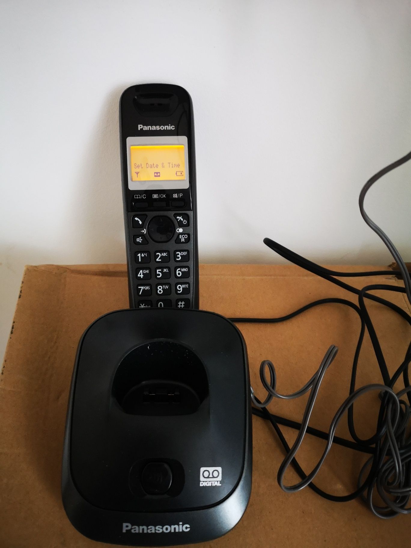 Telefon fix Panasonic KX-TG2521