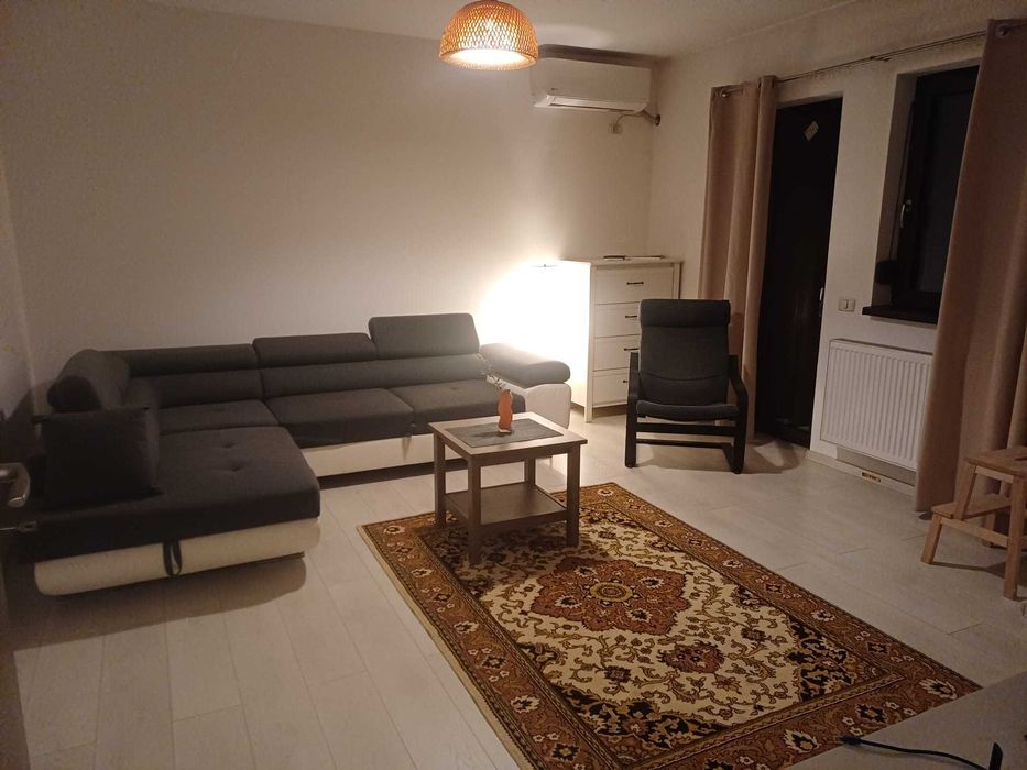 garsoniera de inchiriat