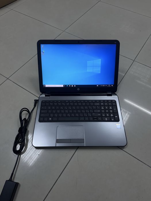 Лаптоп HP 250 G3