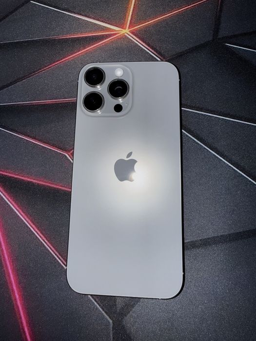 Iphone 16 Pro Max 256, на гарантии