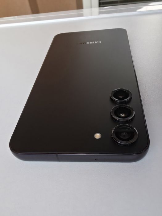 Samsung Galaxy S23 Plus – 256GB / 8GB RAM – Phantom Black