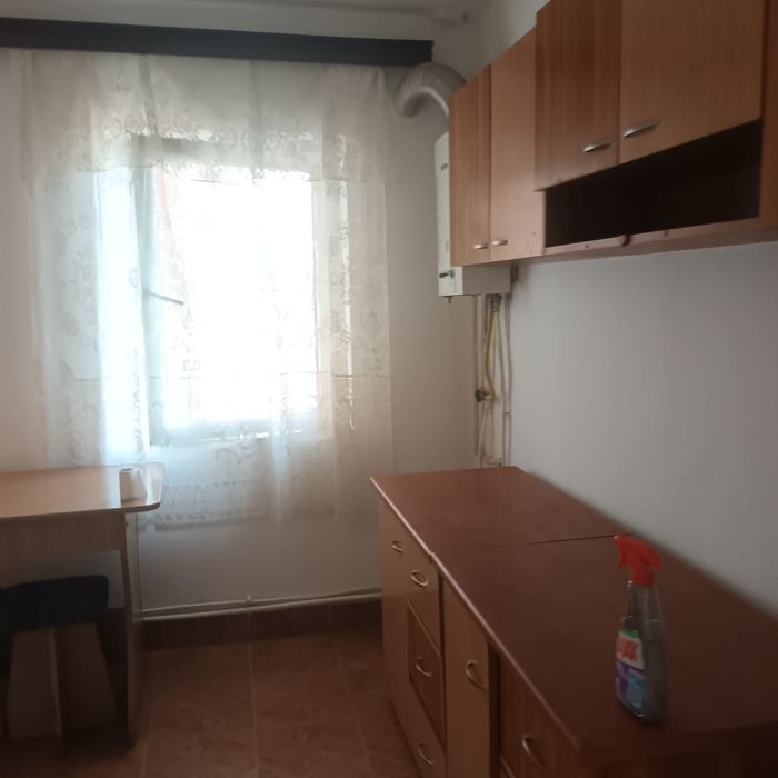 Apartament 2 camere de inchiriat