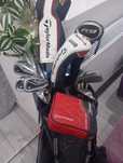 Vând set crose golf profesionale TaylorMade +geanta crose