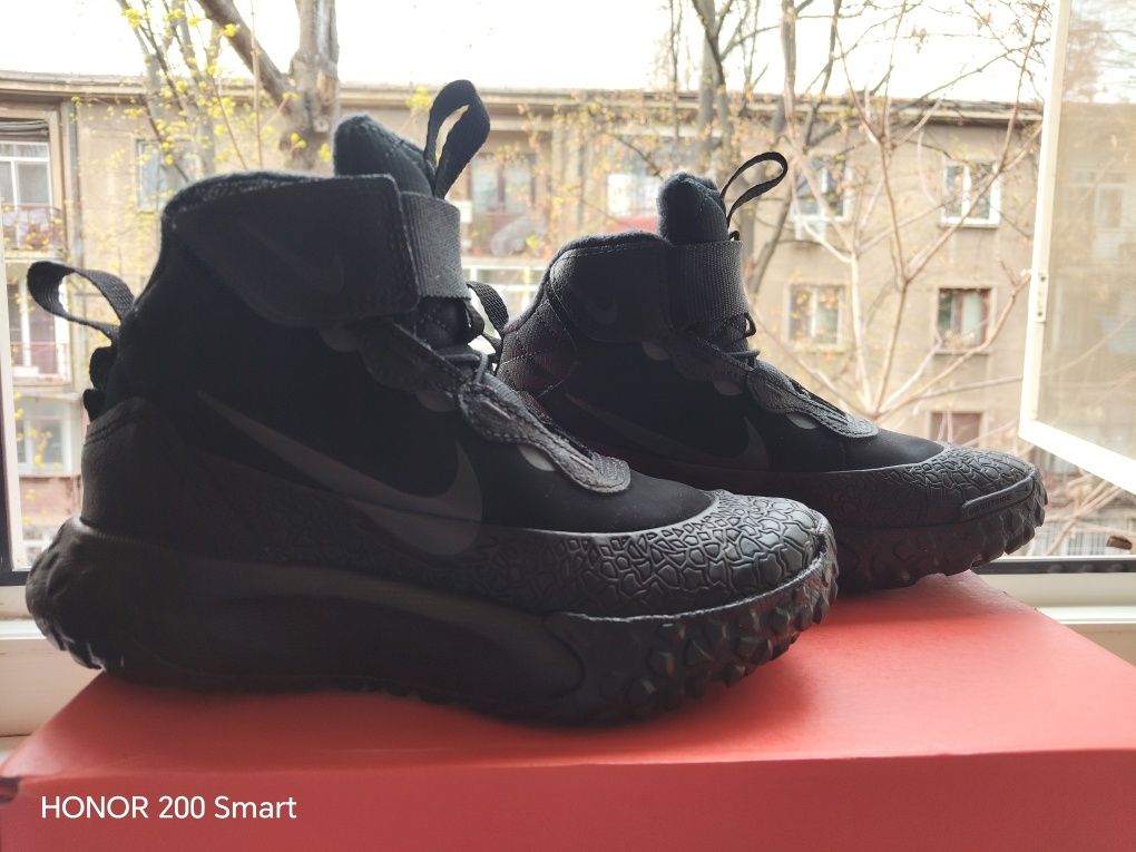 Vând adidas ghetuța Nr 30 Nike Terrascout