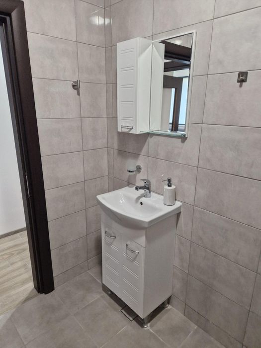 Дава се под наем Тристаен апартамент в Пловдив, Христо Смирненски - 96 кв.м за 850 € - Снимка #12