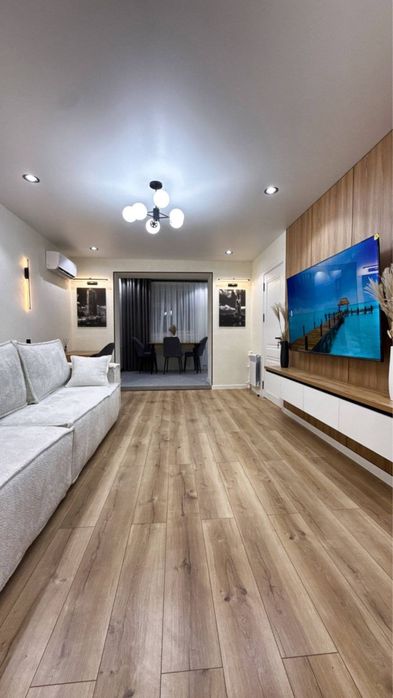 2в3 ком/1/5 кирпич, площадь 55м2. Ялангач, Экобазар