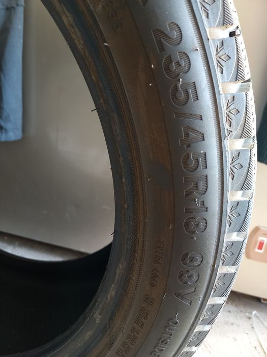 Продам шины комплект