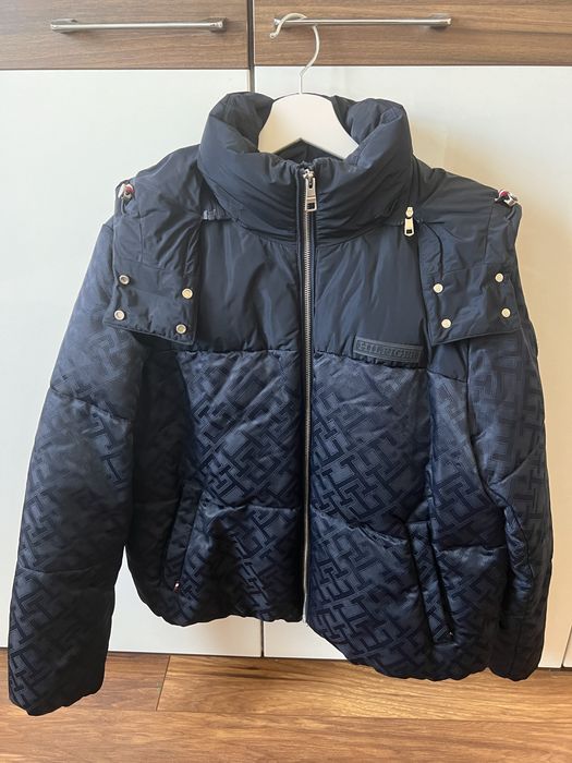 Яке Tommy Hilfiger