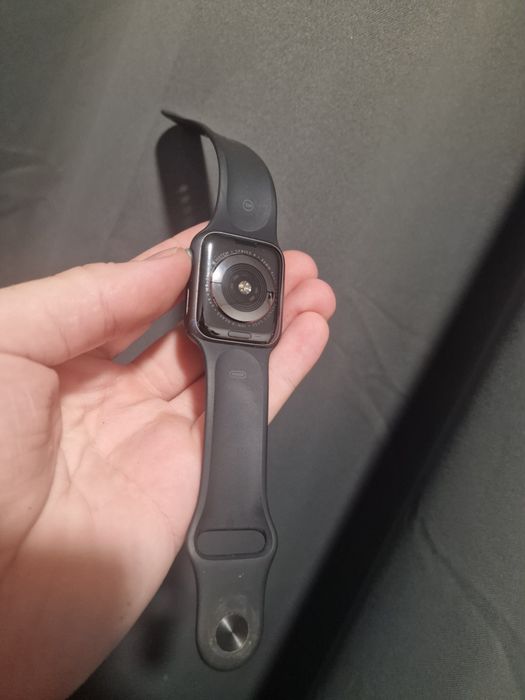 Apple Watch Series 4 (40mm) – ecran spart, pentru piese