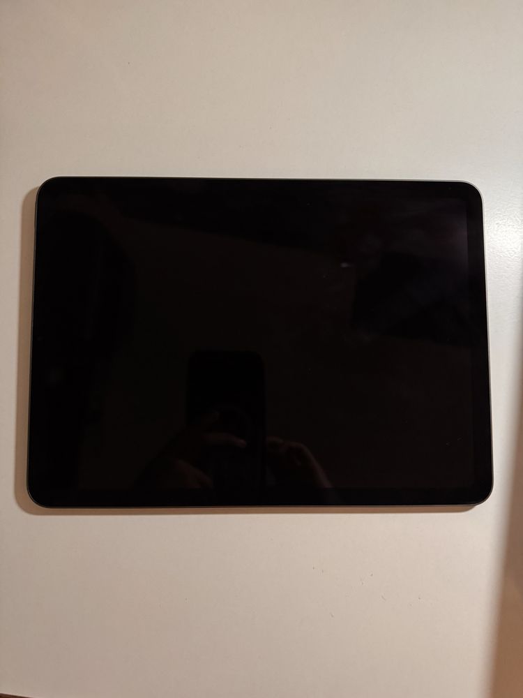 Ipad air 5, 64gb, space grey + apple pencil si logitech folio touch