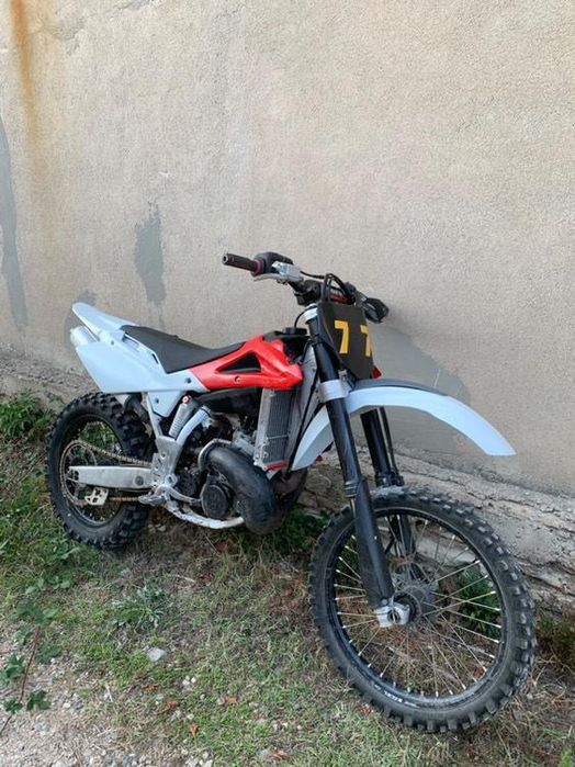 Модел HUSQVARNA WR300 2012