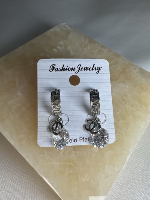 Серьги с подвеской Chanel